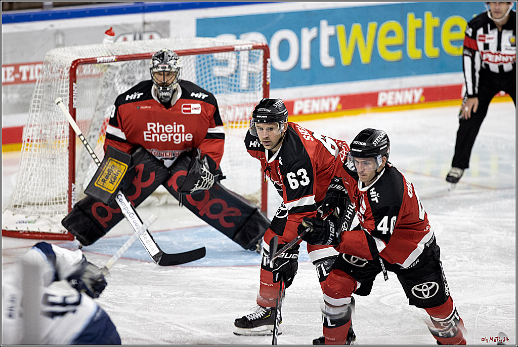 PENNY DEL;  Koelner Haie - Straubing Tigers; Koeln, 15.10.2021